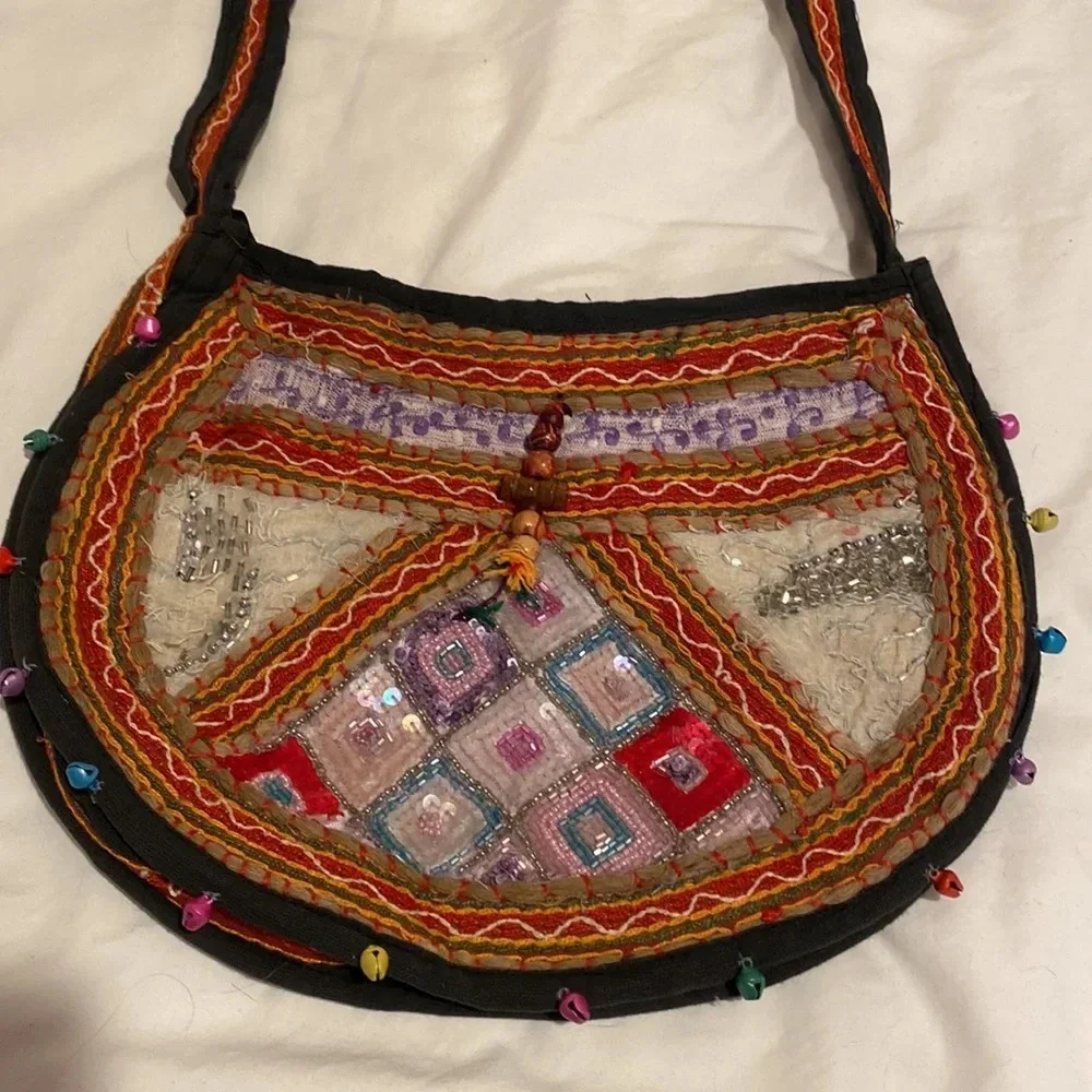 HOBO SEQUINS COLORFUL BELL BAG FABRIC LIGHT WEIGHT